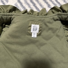GAP カーキベスト　12-18monthsの画像