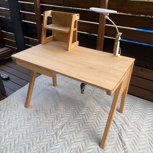 美品⭐︎カリモク学習机　ピュアナチュール　デスク ブックスタンド デスクライトセット