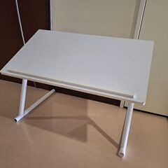 高さ・角度調節機能付きパソコンテーブル