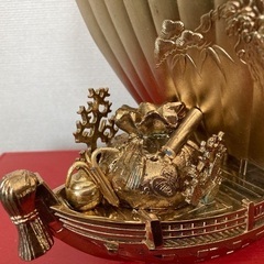 宝船の置き物ですの画像