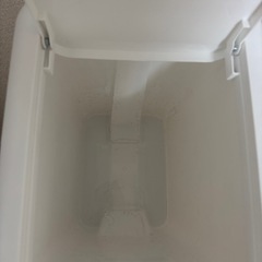 【新品未使用】ニトリ 30Lゴミ箱の画像