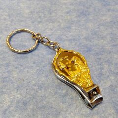 シンガポールのおみやげ　マーライオンデザイン　携帯爪切りキーホルダー　未使用　送料が高いので取りにこれる方限定の画像
