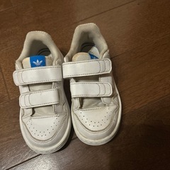アディダス　15センチ　スニーカーの画像