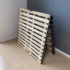 二つ折り　シングルベッド　すのこ