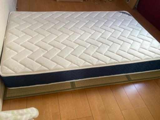 SHEER マットレス ホワイト/ネイビー