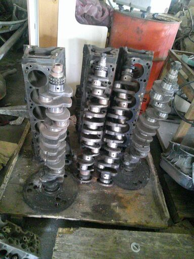 Mベンツ108-115-各種エンジン部品販売―ツインキャブ用エンジン