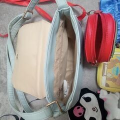 ③子供用、バッグ、ポーチ(すみっコぐらし、クロミちゃん)セットの画像