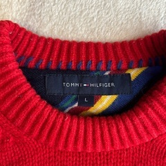 TOMMY HILFIGER セーターの画像