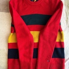 TOMMY HILFIGER セーターの画像