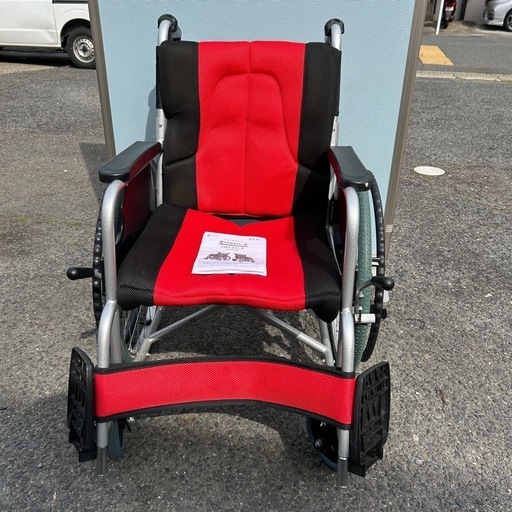 車椅子 軽量 折りたたみ車いす ノーパンクタイヤ仕様 CUKY-870 赤 痛くならない〜す 自走用車椅子 アルミ製車イス