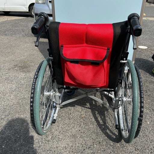 車椅子 軽量 折りたたみ車いす ノーパンクタイヤ仕様 CUKY-870 赤 痛くならない〜す 自走用車椅子 アルミ製車イス
