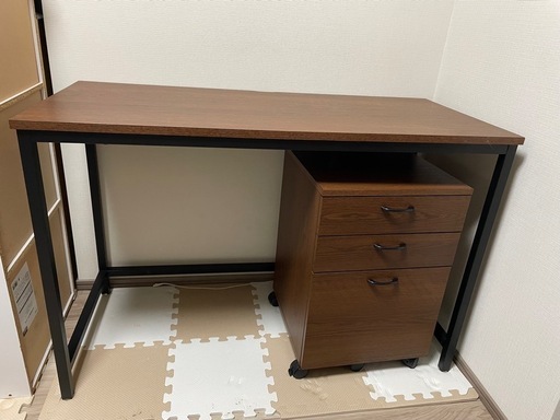 【受渡者決定・IKEA】机　引き出し