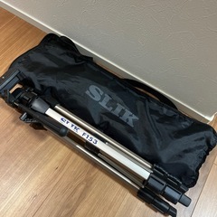 SLIK カメラ　三脚