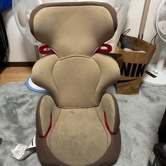 Combi チャイルドシート