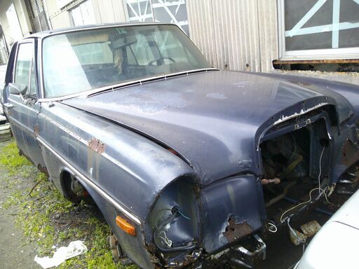 クラシツク―ベンツ108縦目のベンツリサイクル―外装―内装販売