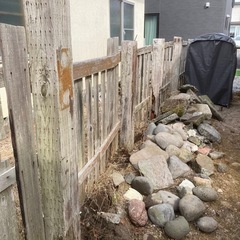 枕木、廃材　差し上げます。