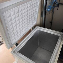 取りに来てくれる方　冷凍庫 業務用 中古 冷凍ストッカー 100L エレクトロラックス 上開き フリーザー NFH1000 厨房器機の画像