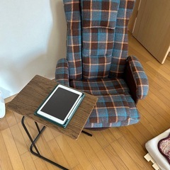 サイドテーブルの画像