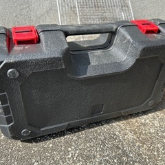 充電式ハンドチェーンソーセット
の画像