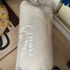 ハグモッチハーフ®【正規品】 抱き枕 オーダーメイド調整【まるで腕枕の温もり】横向き寝 妊婦 ふわもち L字 クッション 【カバー洗えるｘ補充綿付き】エレガントホワイトの画像