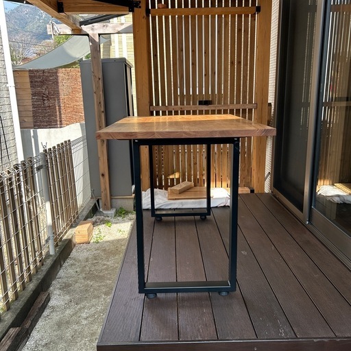 無印良品 無垢オークのダイニングテーブル アイアンレッグ