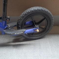 ストライダー青の画像