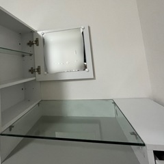 lowya  ガラス天板ドレッサーの画像