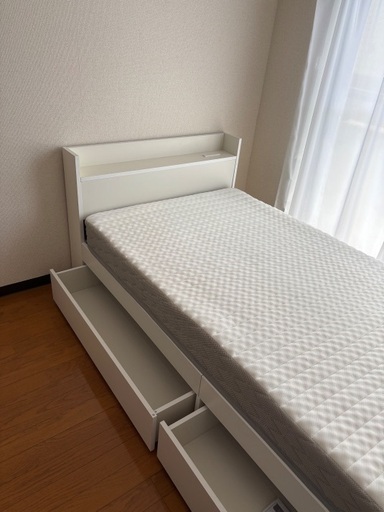 シングルベッド