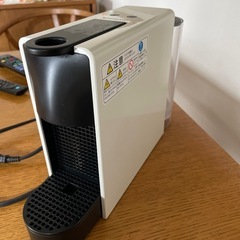 NESPRESSOコーヒーメーカーの画像
