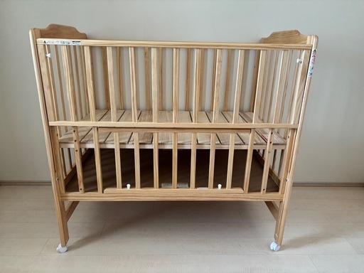 KATOJI ハイタイプ　ベビーベッド