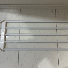 突っ張り棚