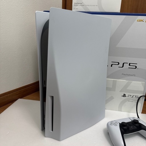 PlayStation5 本体 ディスクドライブ搭載 (CFI-1000A01) 
