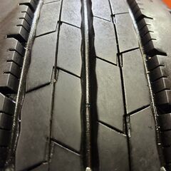 DUNLOP ENASAVE SPLT50 215/70R17.5 118/116L LT 17.5インチ ライトトラック用 夏タイヤ 6本 20～22年製 バリ溝 コースター等　(KTS161)の画像