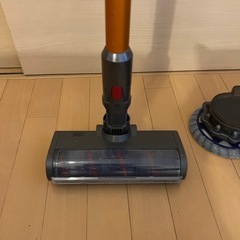 【受付終了】ダイソンスティック掃除機＋パーツ各種の画像