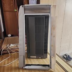 ウィンドーエアコン　2019年式の画像