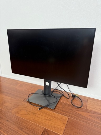 Dell 4Kモニタ U3219Q 31.5インチ