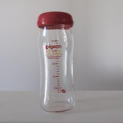 Pigeon　哺乳瓶　ガラス