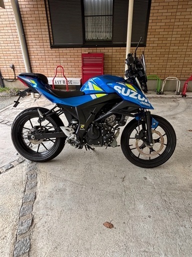 スズキGSX -S125 事故バイク　フロント大破　エンジン実動