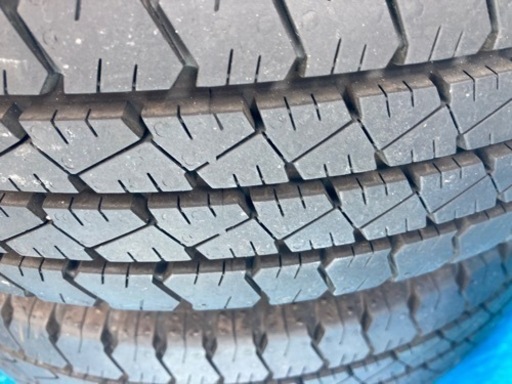 【2024年秋購入】グッドイヤータイヤ 145R12LT（ホイール付き4本）【バリ溝】Goodyear、軽バン、軽トラに。夏用、サマー