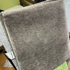 ニトリ　折りたたみ式カーペット　モカの画像
