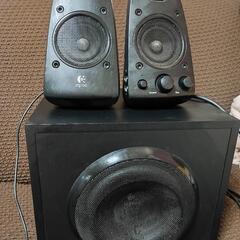 Logicool　ロジクール　Z623　スピーカーシステム（取引可能日　4/8迄）　パソコン用　映画用　テレビ用　ゲーム用の画像