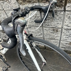 FELTロードバイク　F85の画像