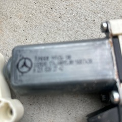 ベンツSクラス用助手席側前後パワーウィンドモーターコンピュータの画像