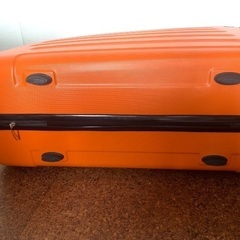 差し上げます。　大型　スーツケースの画像