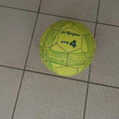 サッカーボール 4号