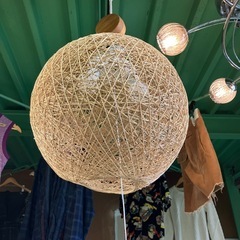 照明　ライト　電気　ランプの画像