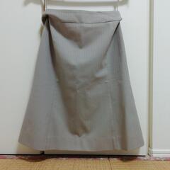 ベージュ　総裏　ジャケット　スカートの画像