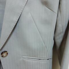 ベージュ　総裏　ジャケット　スカートの画像