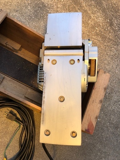 更に値下げしました。日立電気かんな　Ｆ41 切削能力幅136mm 良品