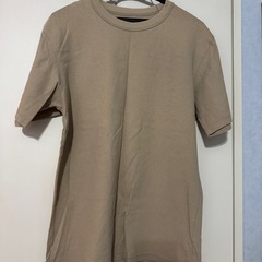 ユニクロUのTシャツ